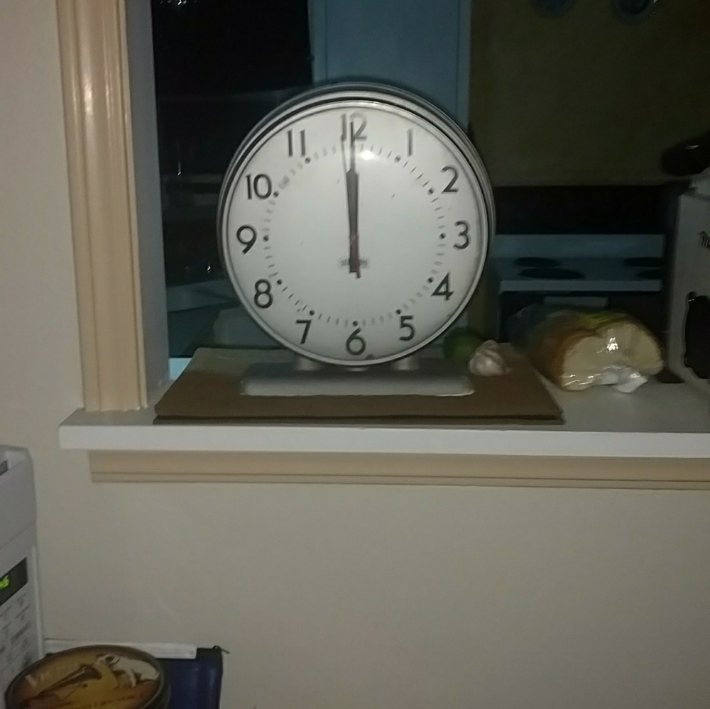 Standard Electric Clock
